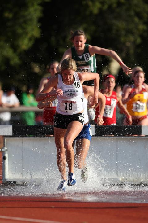 2010 Stanford Invite-College-025.JPG - 2010 Stanford Invitational, March 26-27, Cobb Track and Angell Field, Stanford,CA.